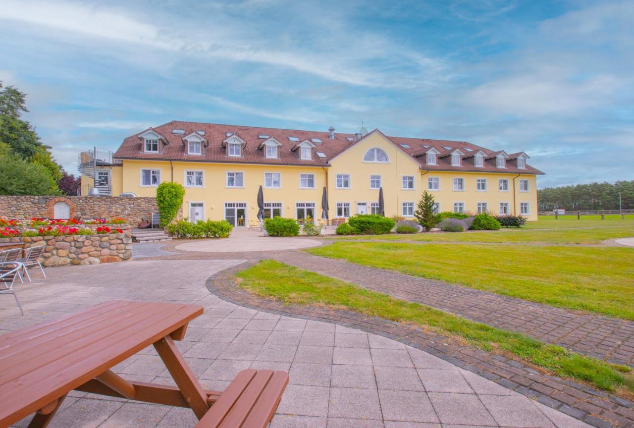 Ferien Hotel Flaeming Niemegk  Экстерьер фото