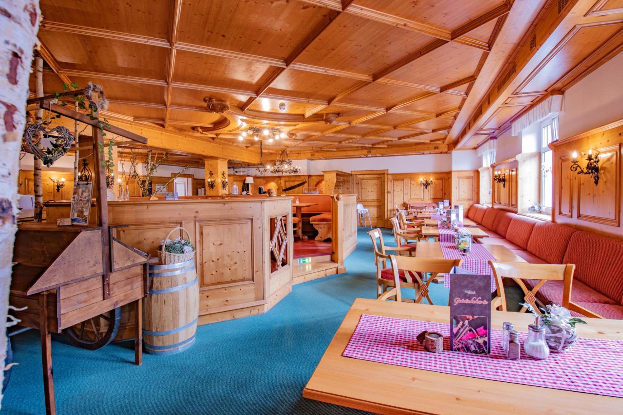 Ferien Hotel Flaeming Niemegk  Экстерьер фото